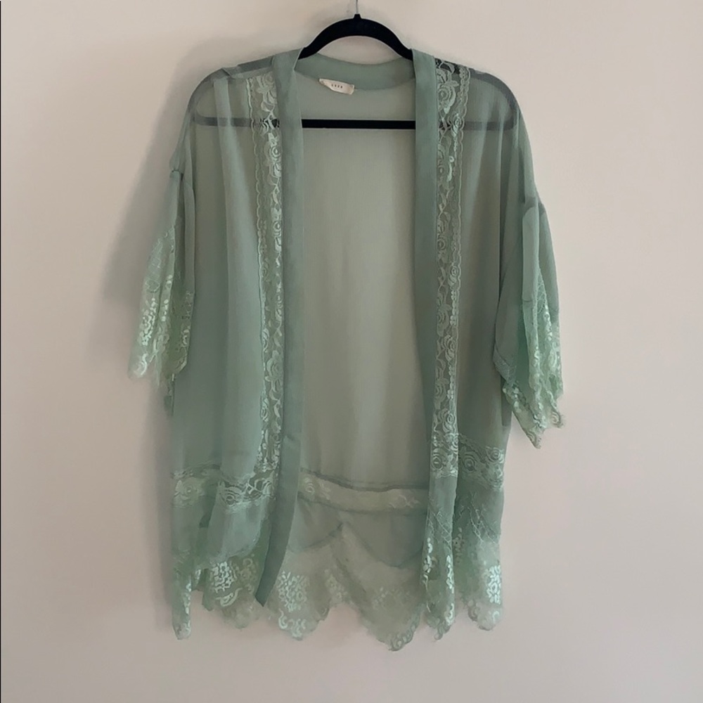 Lace kimono